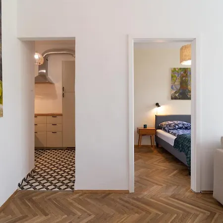 Old Town Charming Cozy Fully Equipped
