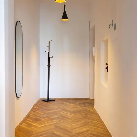Apartment Old Town Charming Cozy Fully Equipped *